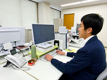 能勢電鉄採用|総合職